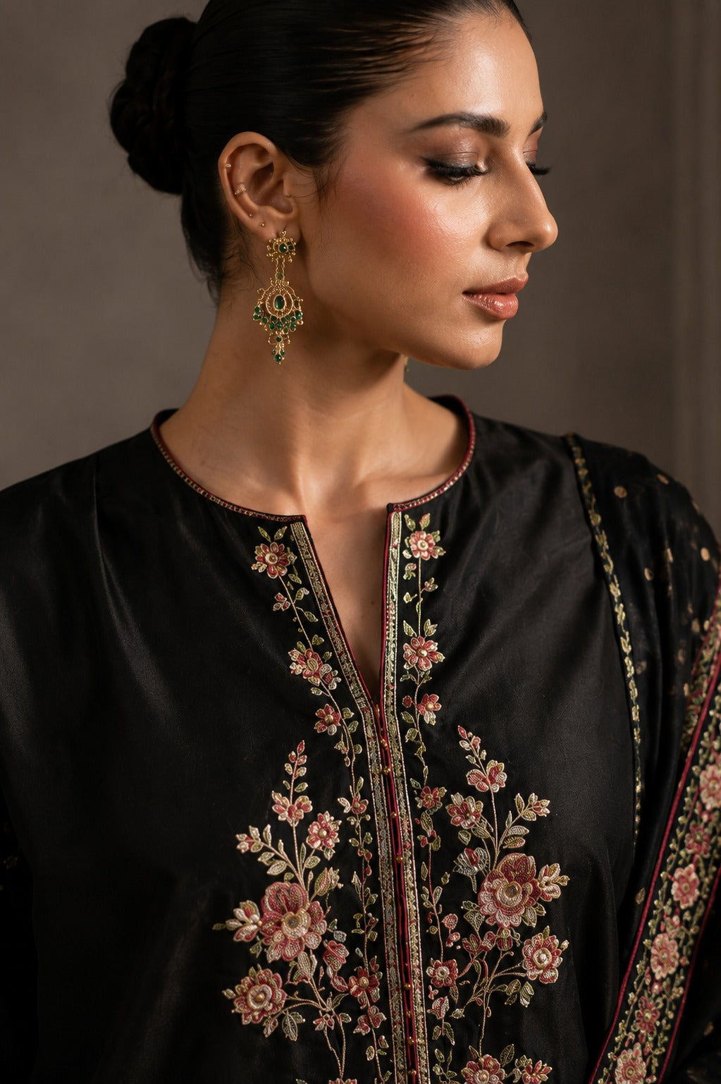 Ethnic Silk Embroidered 3-Piece Suit 2026