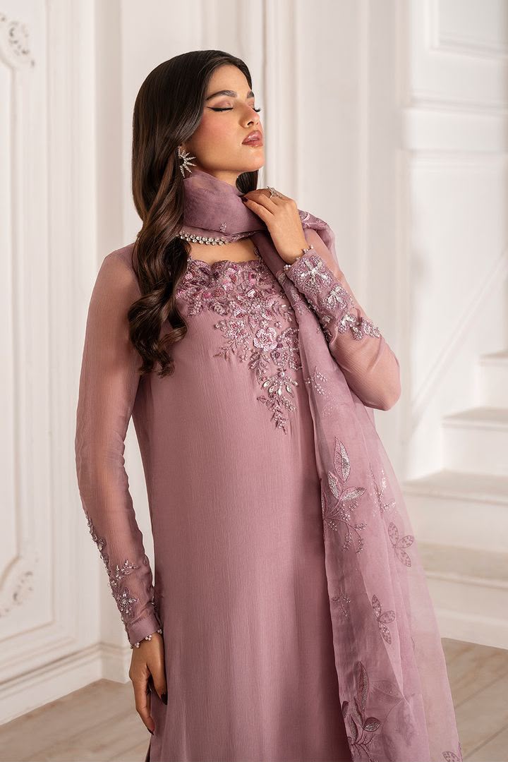 Iznik Master Replica – Heavy Embroidered Chiffon 3-Piece Suit (Adda Work)